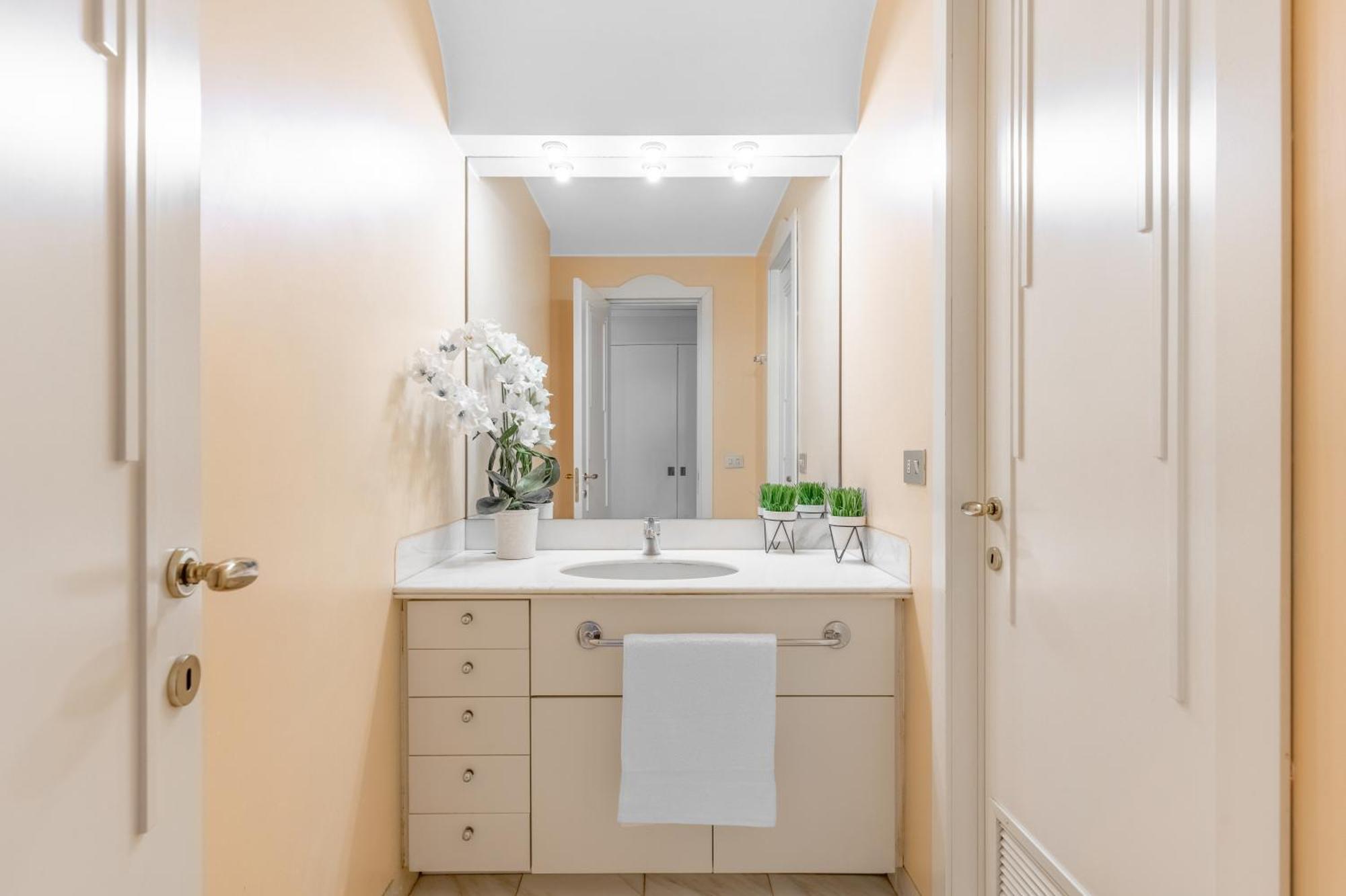 Central Luxurious Apartment Duomo A/C-Wi-Fi Free Μιλάνο Εξωτερικό φωτογραφία